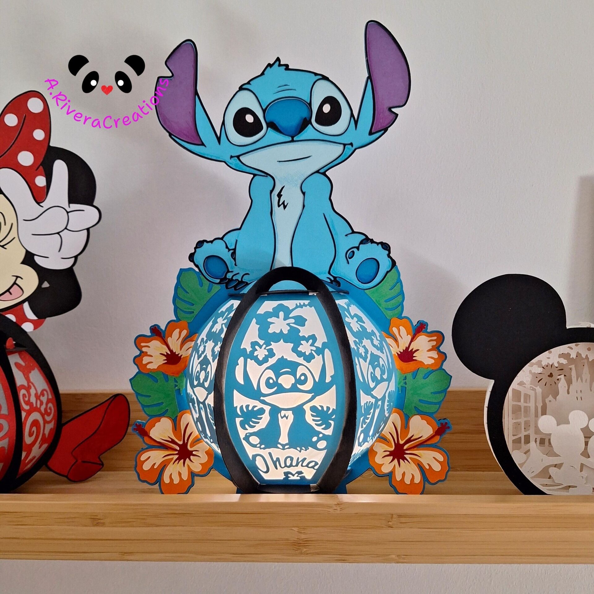 🌺 Lámpara artesanal  Stitch con diseño hawaiano hecho a mano - 7