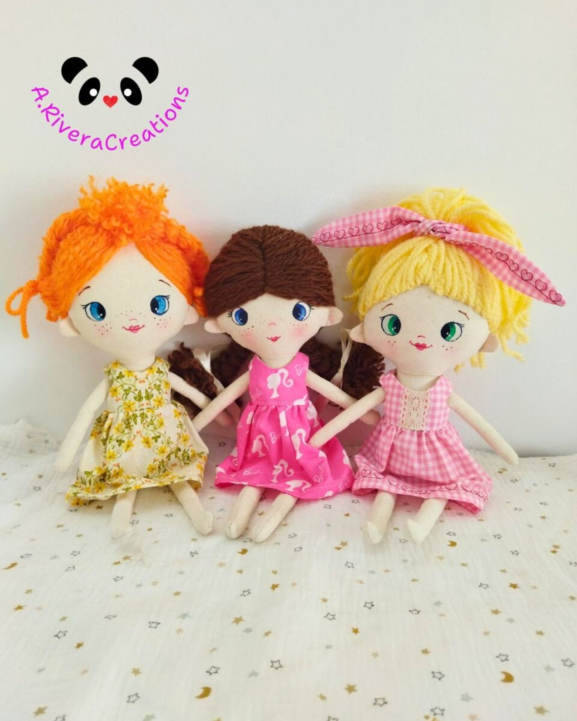 Muñeca de tela Pelirroja MIMIS: Encanto Floral y Hecha a Mano - 6